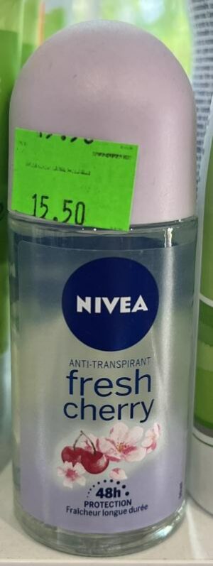 NIVEA świeża wiśnia